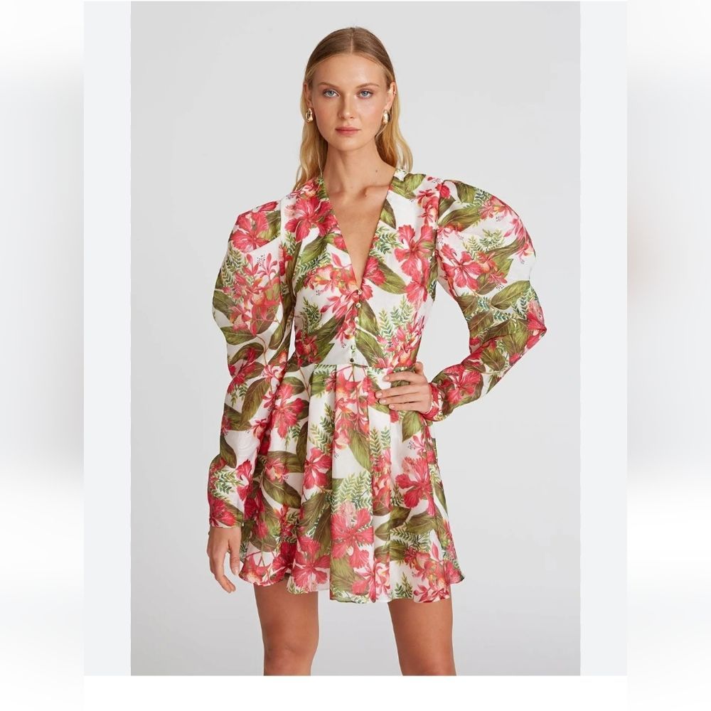 Amur Cleo In Scarlett Tropical Floral